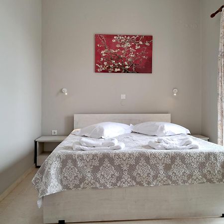 Sigma Hotel Paralia Vrachou Extérieur photo