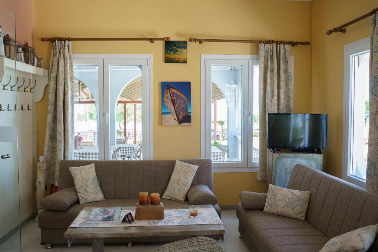 Sigma Hotel Paralia Vrachou Extérieur photo