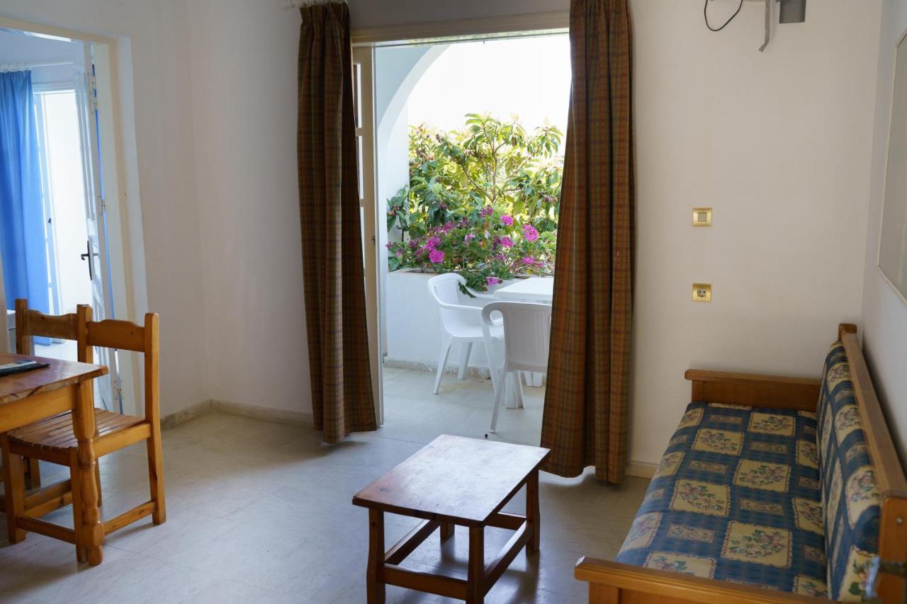 Sigma Hotel Paralia Vrachou Extérieur photo