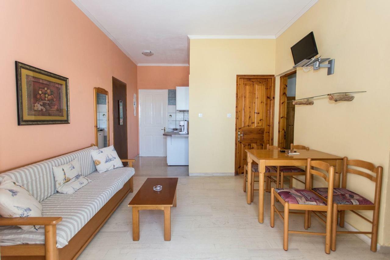 Sigma Hotel Paralia Vrachou Extérieur photo