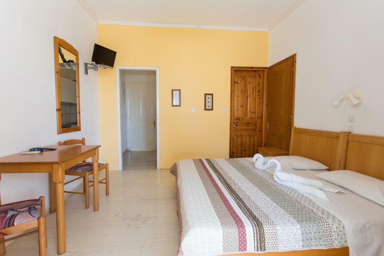 Sigma Hotel Paralia Vrachou Extérieur photo
